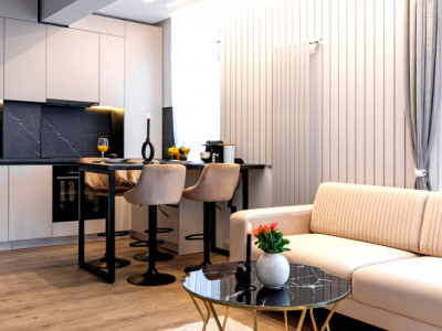 Apartament ultrafinisat de vanzare zona semicentrala cu parcare,imobil nou