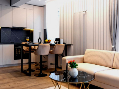 Apartament ultrafinisat de vanzare zona semicentrala cu parcare,imobil nou