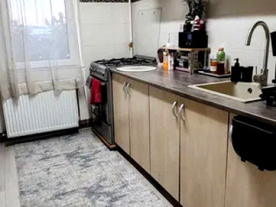 Apartament cu   4 camere  de vanzare, Manastur  zona Nora 