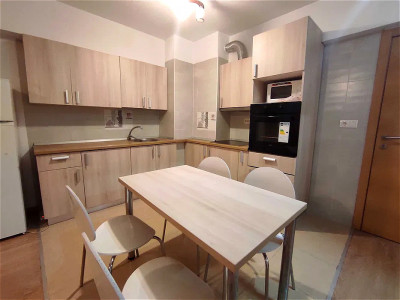Apartament modern 2 camere lângă Iulius Mall — 44 mp utili, balcon 8 mp, mobilat
