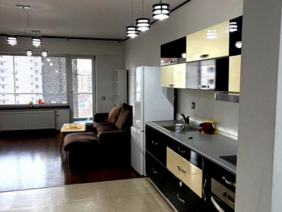 Apartament spațios cu 3 camere și parcare ,subterana pe Calea Dorobanților 