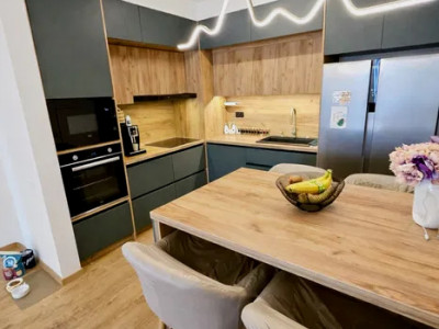 Apartament 2 camere de vânzare  mobilat premium, terasă spațioasa imobil nou 