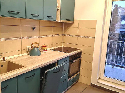 Apartament spatios, 60 mp de vanzare imobil nou zona Dambu Rotund